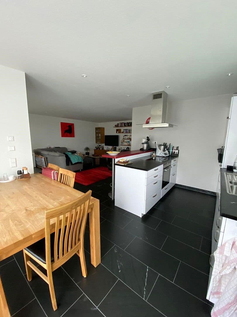 Pronájem bytu 3+1 86 m², Nufringen, Bádensko-Württembersko Pronájem bytu 3+1 86 m², Nufringen, Bádensko-Württembersko