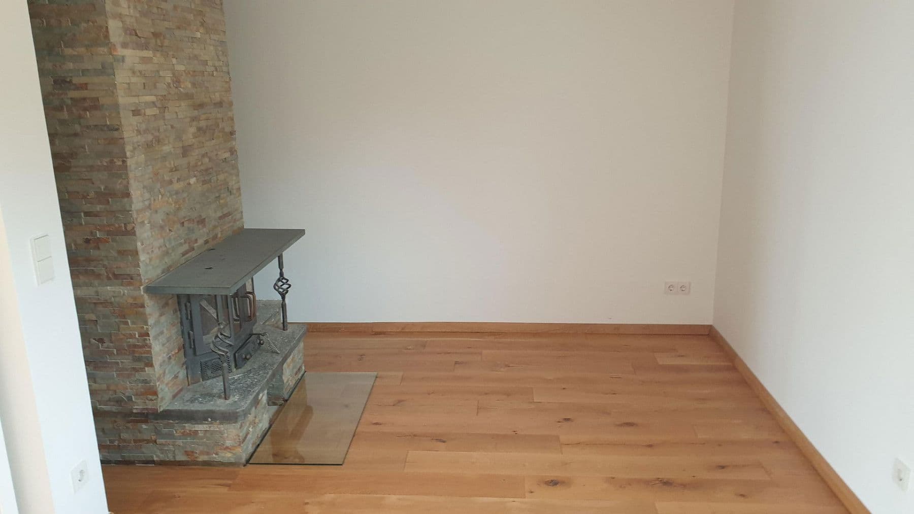 Pronájem bytu 4+kk 220 m², Am Goldberg 9, Heusenstamm, Hessen Pronájem bytu 4+kk 220 m², Am Goldberg 9, Heusenstamm, Hessen