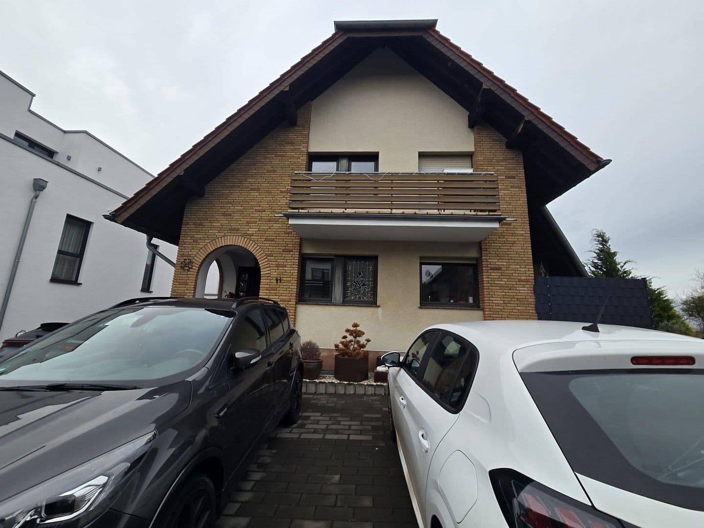 Pronájem bytu 3+1 95 m², Waldorfer Weg 41, Bornheim, Severní Porýní-Vestfálsko Pronájem bytu 3+1 95 m², Waldorfer Weg 41, Bornheim, Severní Porýní-Vestfálsko
