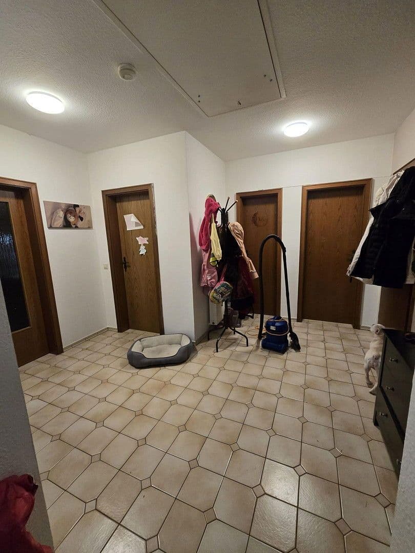 Pronájem bytu 3+1 95 m², Waldorfer Weg 41, Bornheim, Severní Porýní-Vestfálsko Pronájem bytu 3+1 95 m², Waldorfer Weg 41, Bornheim, Severní Porýní-Vestfálsko