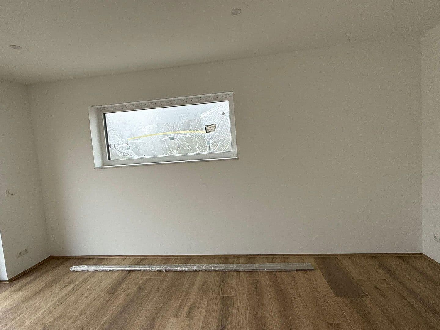 Pronájem bytu 3+1 80 m², Pohlheim, Hessen Pronájem bytu 3+1 80 m², Pohlheim, Hessen