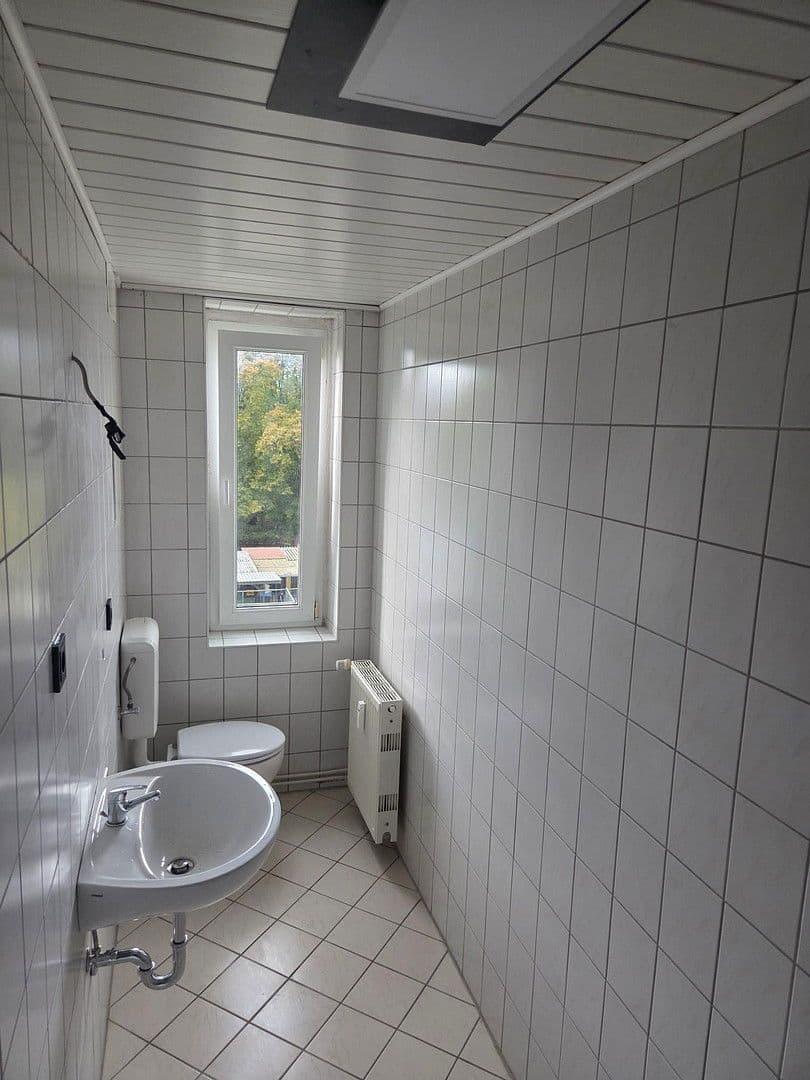 Pronájem bytu 3+1 69 m², Mühlenstraße 7, Friedland, Mecklenburg-Vorpommern Pronájem bytu 3+1 69 m², Mühlenstraße 7, Friedland, Mecklenburg-Vorpommern