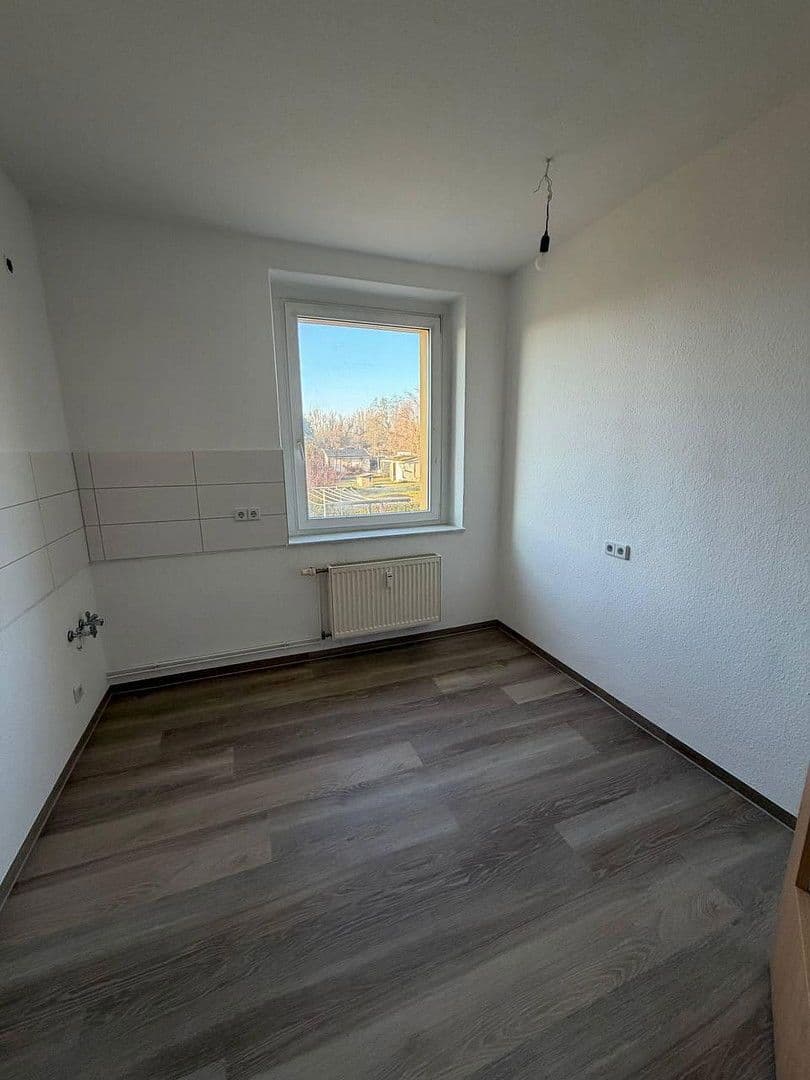 Pronájem bytu 3+1 64 m², Magdeburg, Sasko-Anhaltsko Pronájem bytu 3+1 64 m², Magdeburg, Sasko-Anhaltsko