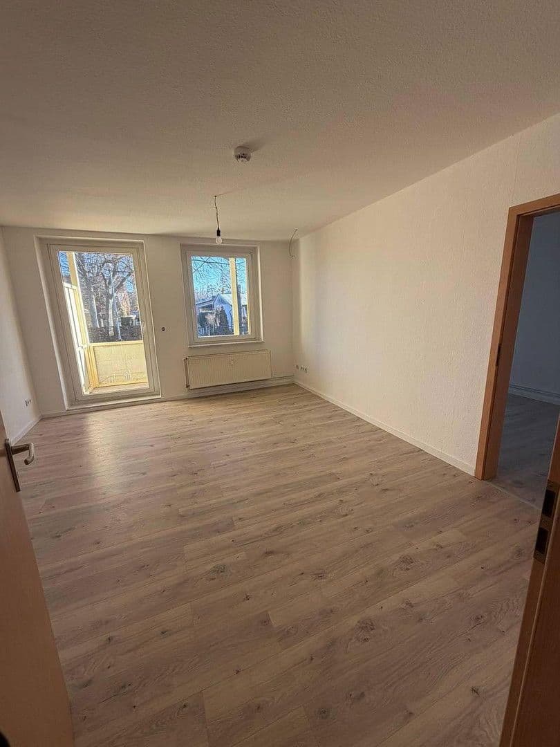 Pronájem bytu 3+1 64 m², Magdeburg, Sasko-Anhaltsko Pronájem bytu 3+1 64 m², Magdeburg, Sasko-Anhaltsko