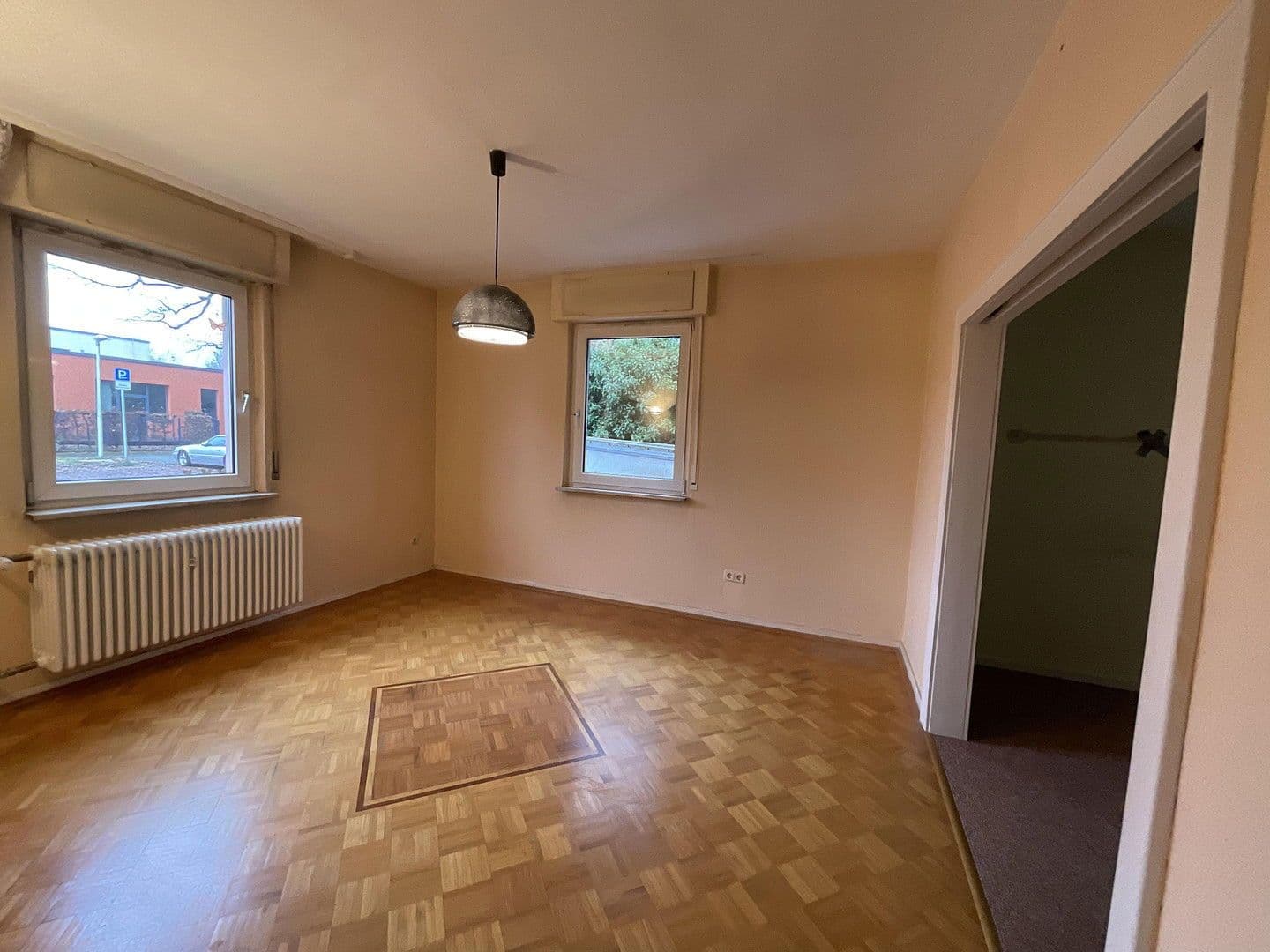 Prodej domu 195 m², pozemek 604 m², Dammstr. 4, Hanau, Hessen Prodej domu 195 m², pozemek 604 m², Dammstr. 4, Hanau, Hessen