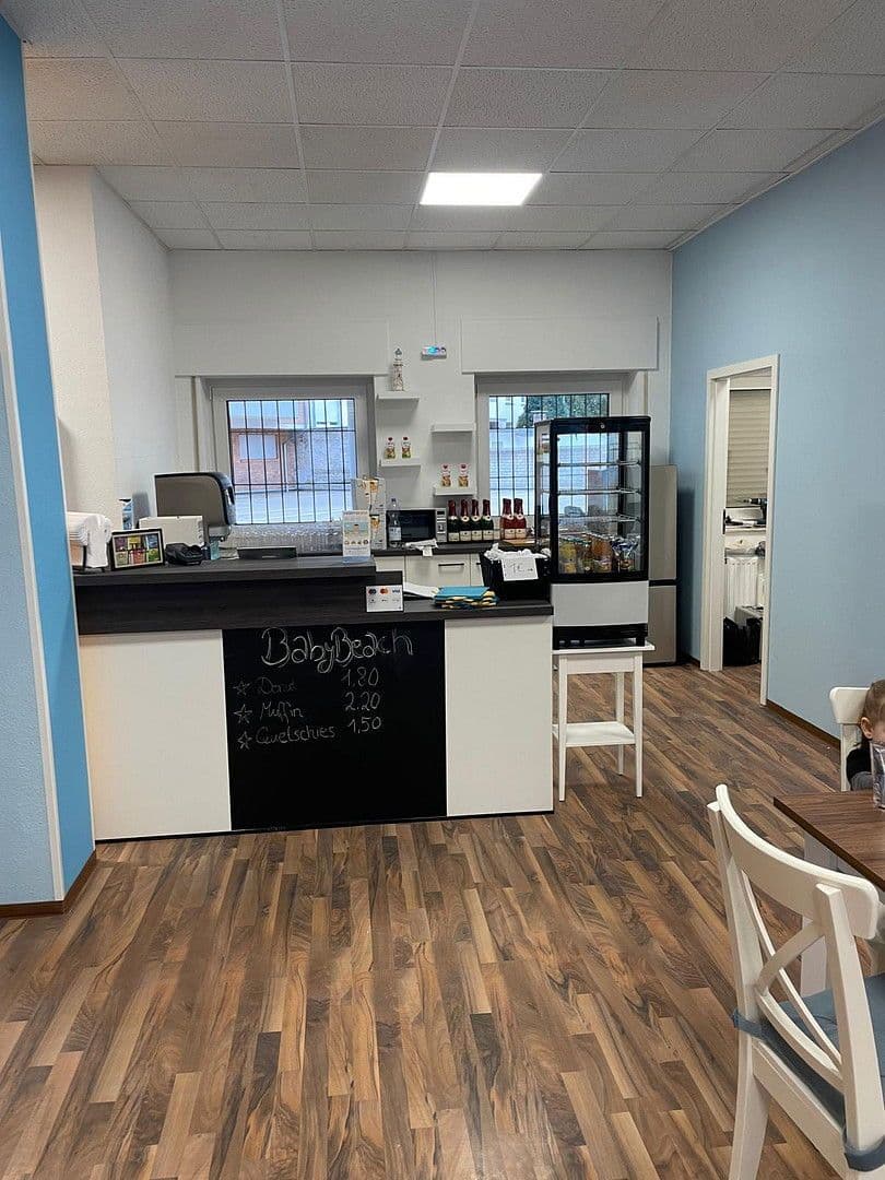 Pronájem nebytového prostoru 68 m², Augustastraße 7, Moers, Severní Porýní-Vestfálsko Pronájem nebytového prostoru 68 m², Augustastraße 7, Moers, Severní Porýní-Vestfálsko