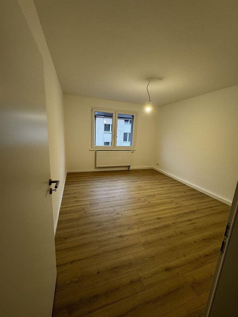 Pronájem bytu 2+1 43 m², Essen, Severní Porýní-Vestfálsko Pronájem bytu 2+1 43 m², Essen, Severní Porýní-Vestfálsko