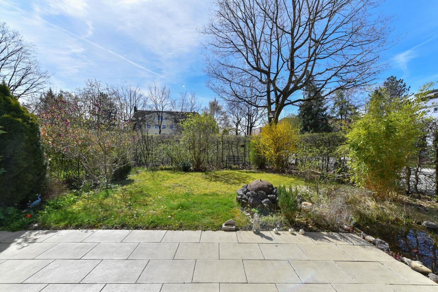 Prodej domu 245 m², pozemek 302 m², Ottobrunn, Bavorsko Prodej domu 245 m², pozemek 302 m², Ottobrunn, Bavorsko