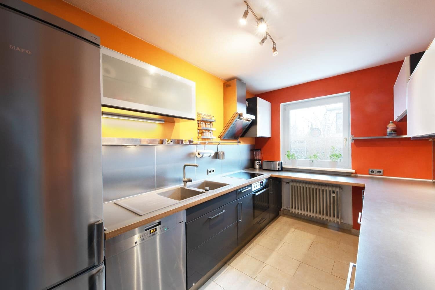 Prodej domu 245 m², pozemek 302 m², Ottobrunn, Bavorsko Prodej domu 245 m², pozemek 302 m², Ottobrunn, Bavorsko