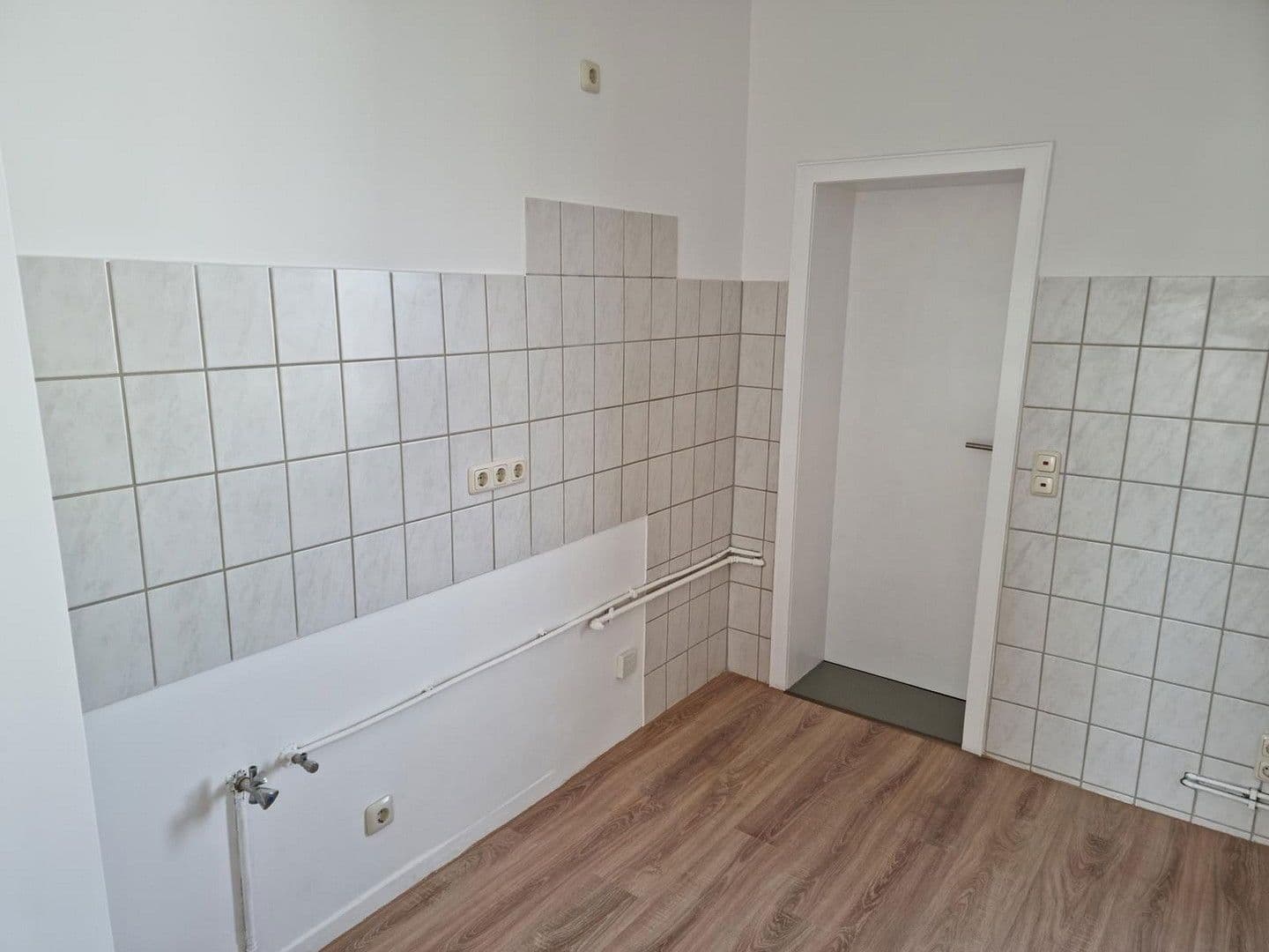 Pronájem bytu 3+1 63 m², Peine, Dolní Sasko Pronájem bytu 3+1 63 m², Peine, Dolní Sasko