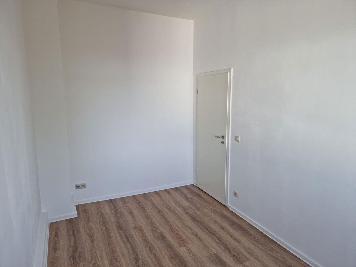 Pronájem bytu 3+1 63 m², Peine, Dolní Sasko Pronájem bytu 3+1 63 m², Peine, Dolní Sasko