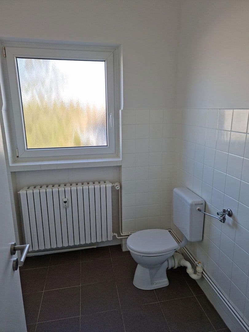 Pronájem bytu 3+1 63 m², Peine, Dolní Sasko Pronájem bytu 3+1 63 m², Peine, Dolní Sasko