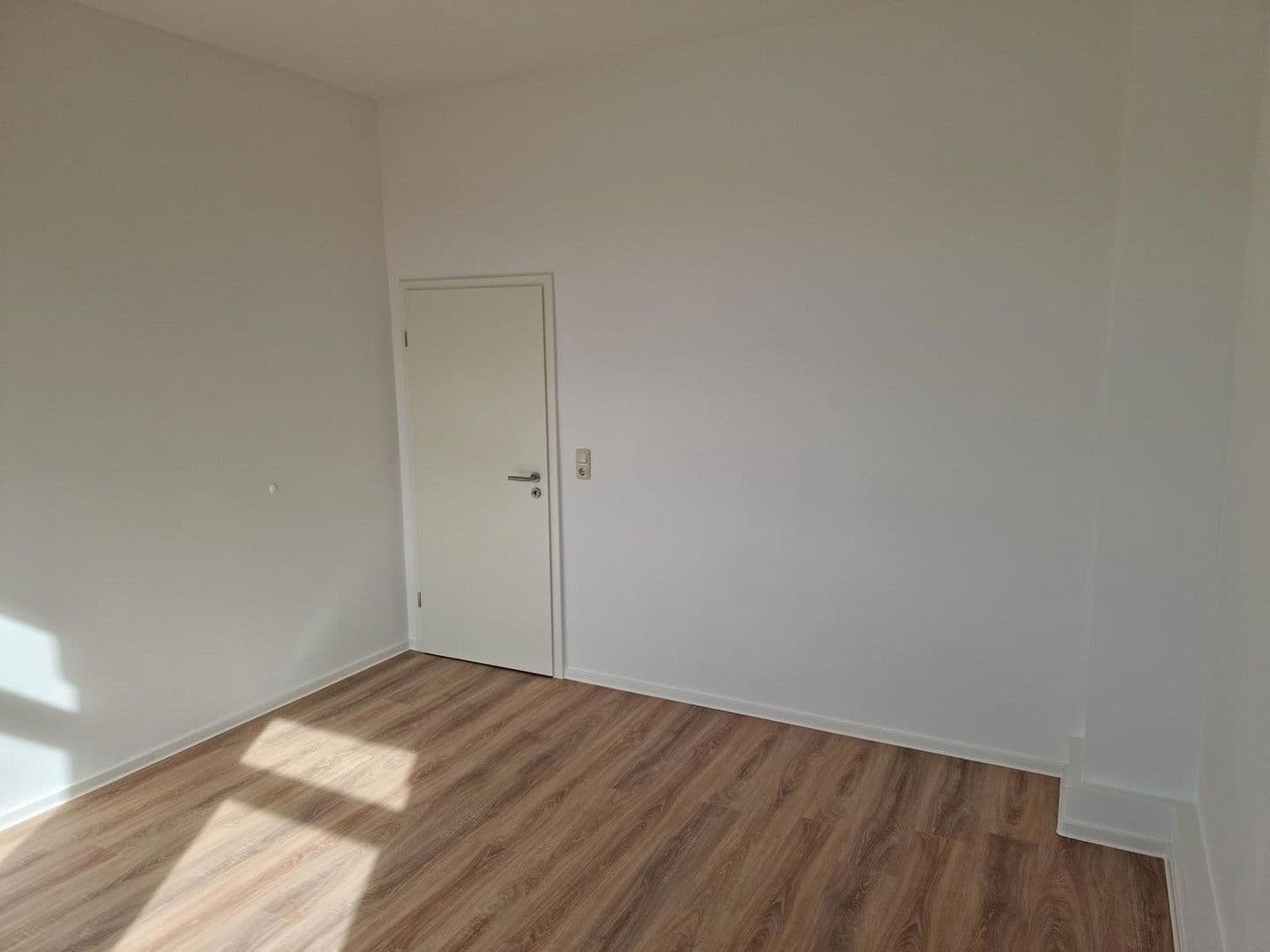 Pronájem bytu 3+1 63 m², Peine, Dolní Sasko Pronájem bytu 3+1 63 m², Peine, Dolní Sasko