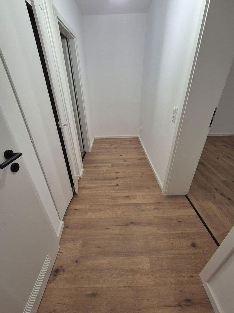 Prodej bytu 2+1 60 m², Zwernberger Weg 11, Nürnberg, Bavorsko Prodej bytu 2+1 60 m², Zwernberger Weg 11, Nürnberg, Bavorsko