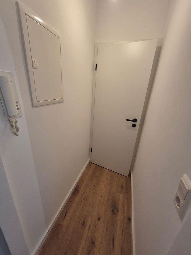 Prodej bytu 2+1 60 m², Zwernberger Weg 11, Nürnberg, Bavorsko Prodej bytu 2+1 60 m², Zwernberger Weg 11, Nürnberg, Bavorsko