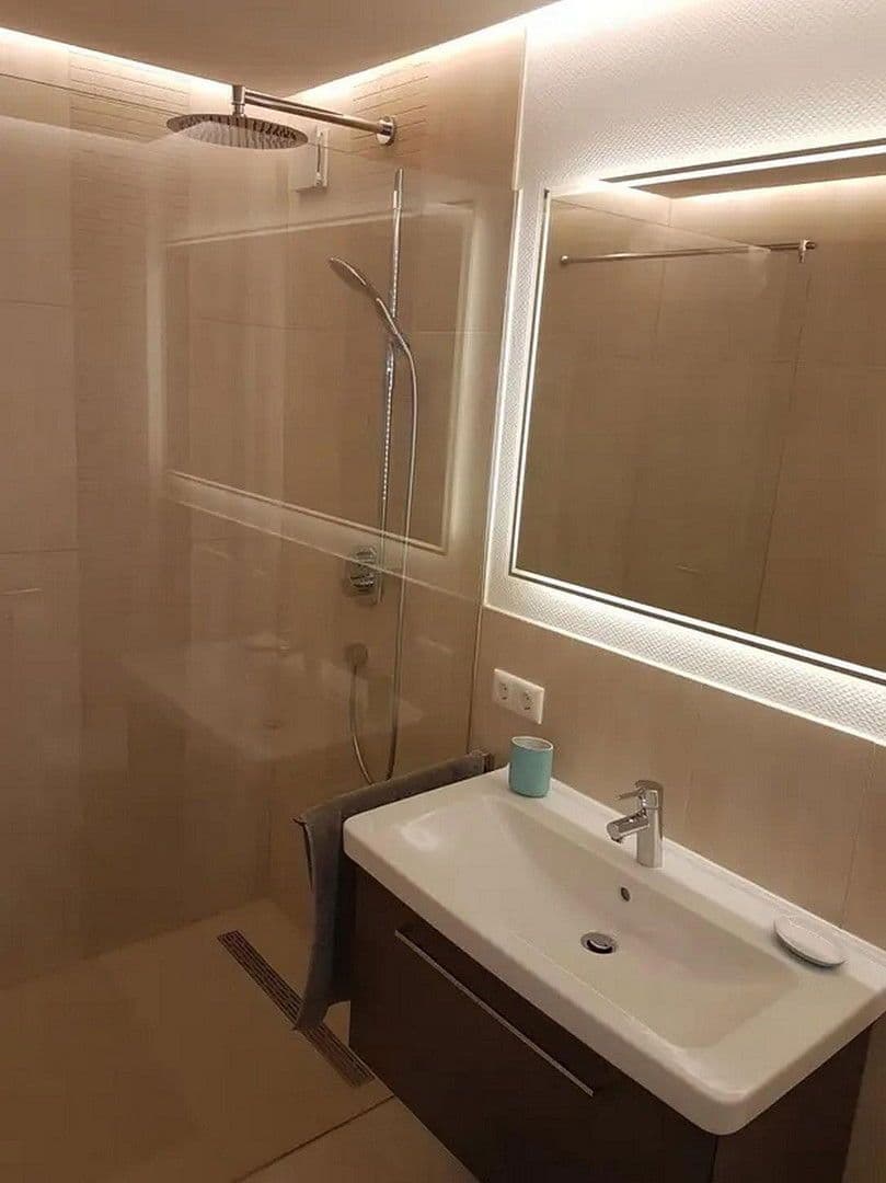 Pronájem bytu 2+1 70 m², München, Bavorsko Pronájem bytu 2+1 70 m², München, Bavorsko