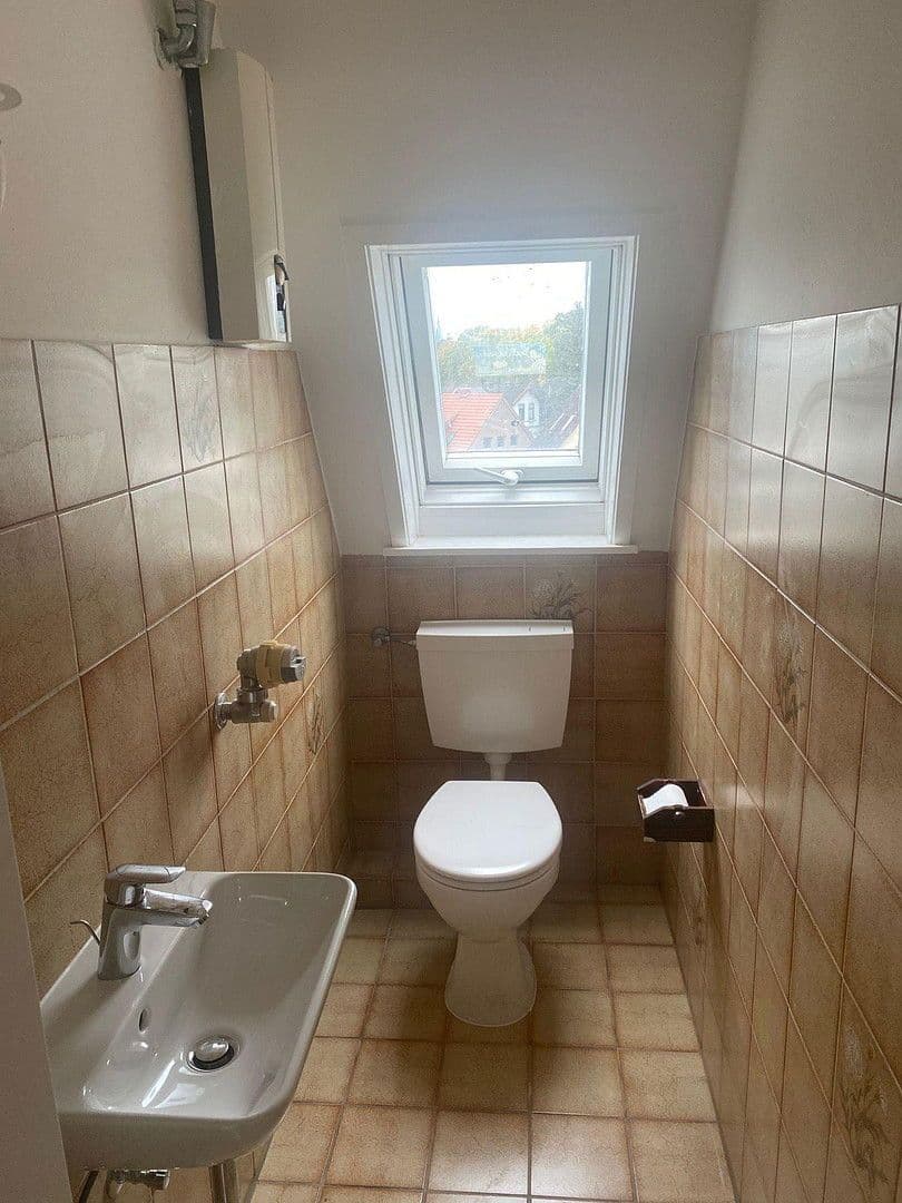 Pronájem bytu 3+1 92 m², Cord-Steding-Straße 36, Bremen, Bremen Pronájem bytu 3+1 92 m², Cord-Steding-Straße 36, Bremen, Bremen