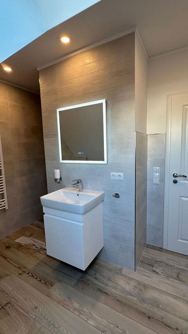 Prodej domu 158 m², pozemek 558 m², Ludwigslust, Mecklenburg-Vorpommern Prodej domu 158 m², pozemek 558 m², Ludwigslust, Mecklenburg-Vorpommern