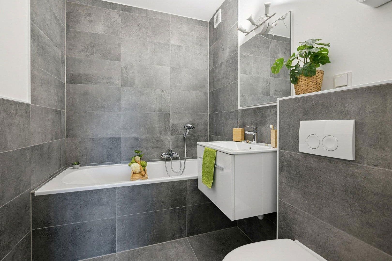 Prodej bytu 4+1 104 m², Dr.Schier-Str.18, Sankt Ingbert, Země Sársko Prodej bytu 4+1 104 m², Dr.Schier-Str.18, Sankt Ingbert, Země Sársko