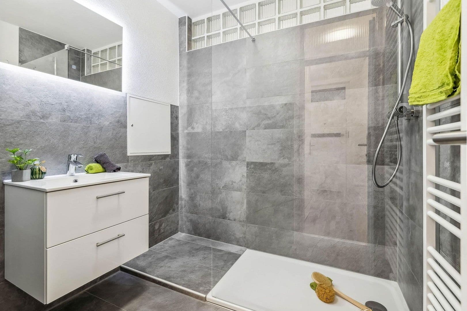 Prodej bytu 2+1 70 m², Memelerstr.55, Saarbrücken, Země Sársko Prodej bytu 2+1 70 m², Memelerstr.55, Saarbrücken, Země Sársko