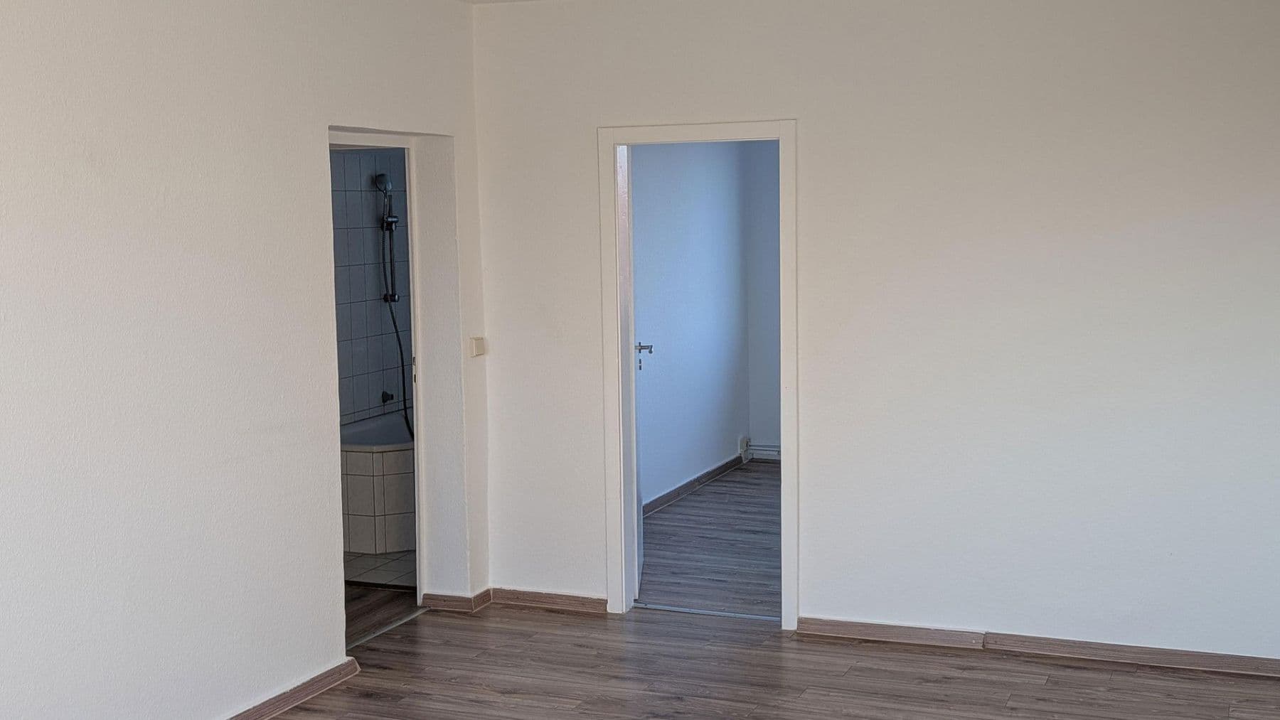 Pronájem bytu 3+1 58 m², Seestr. 16, Leezen, Mecklenburg-Vorpommern Pronájem bytu 3+1 58 m², Seestr. 16, Leezen, Mecklenburg-Vorpommern
