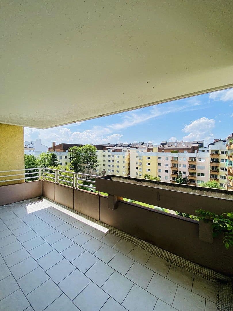 Pronájem bytu 110 m², Euler-Chelpin-Str 10, Augsburg, Bavorsko Pronájem bytu 110 m², Euler-Chelpin-Str 10, Augsburg, Bavorsko