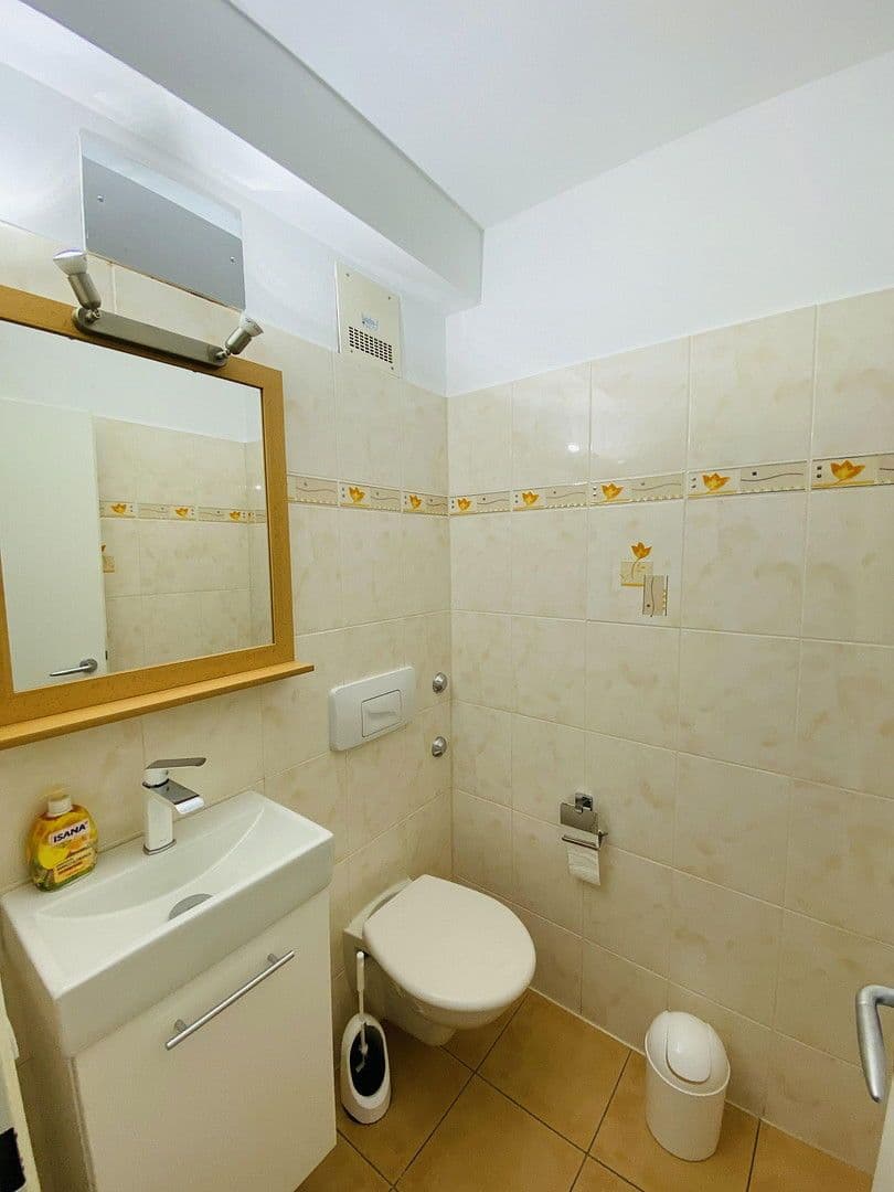 Pronájem bytu 110 m², Euler-Chelpin-Str 10, Augsburg, Bavorsko Pronájem bytu 110 m², Euler-Chelpin-Str 10, Augsburg, Bavorsko