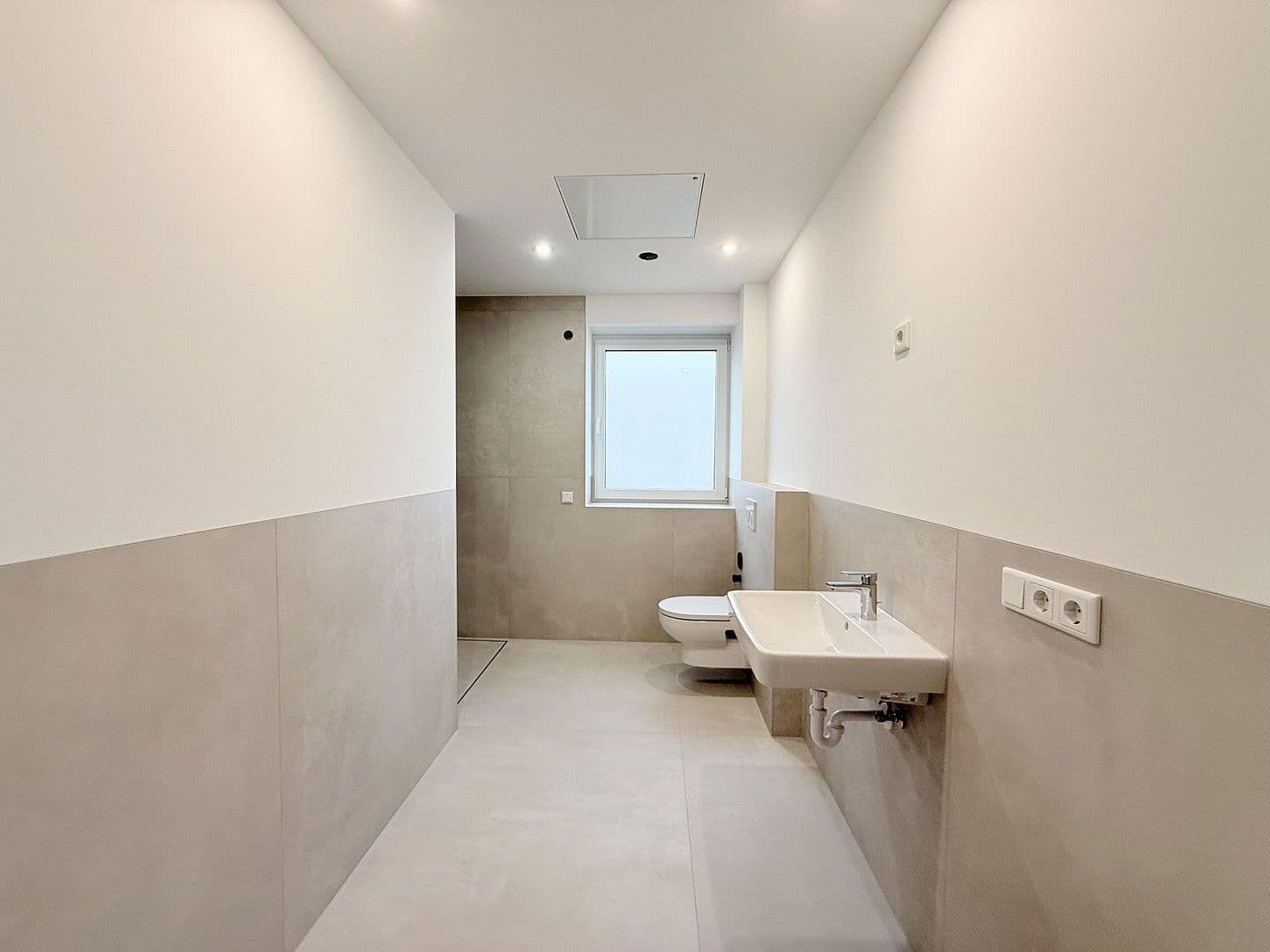 Pronájem bytu 2+1 65 m², Stedefreunder Str. 25, Bielefeld, Severní Porýní-Vestfálsko Pronájem bytu 2+1 65 m², Stedefreunder Str. 25, Bielefeld, Severní Porýní-Vestfálsko