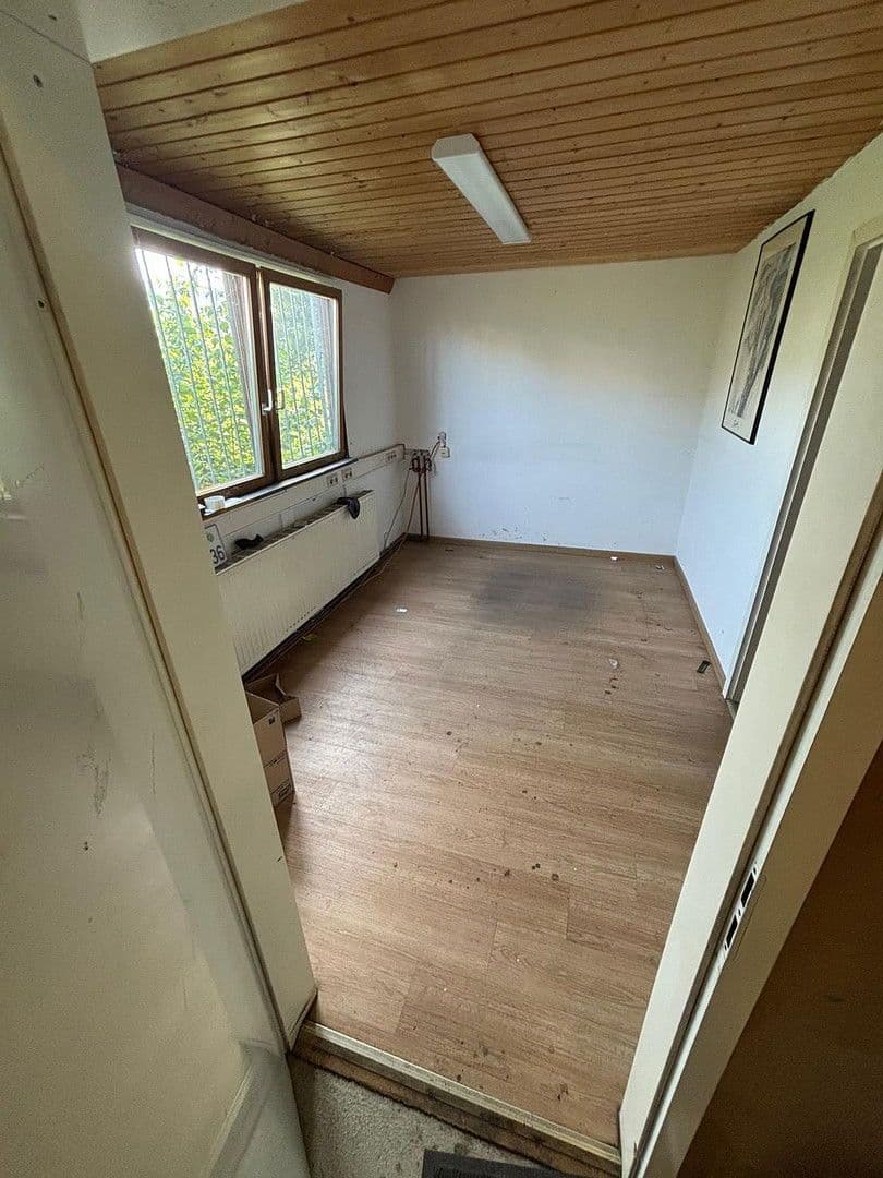 Pronájem nebytového prostoru 265 m², Wörrstadt, Porýní-Falc Pronájem nebytového prostoru 265 m², Wörrstadt, Porýní-Falc