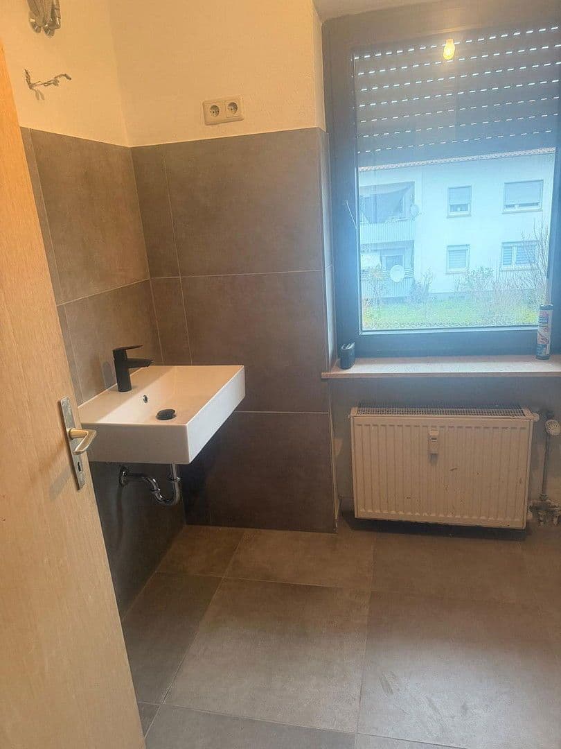 Pronájem bytu 4+1 103 m², Landau, Porýní-Falc Pronájem bytu 4+1 103 m², Landau, Porýní-Falc