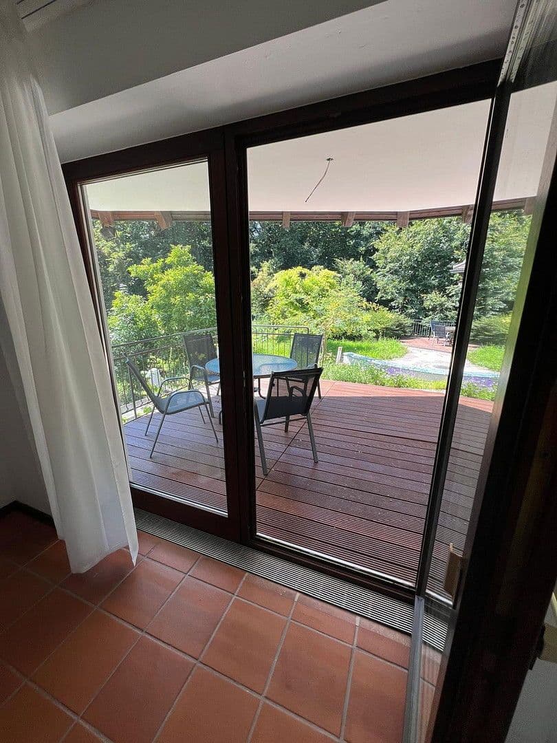 Prodej domu 540 m², pozemek 5.943 m², Waldweg 15, Kötz, Bavorsko Prodej domu 540 m², pozemek 5.943 m², Waldweg 15, Kötz, Bavorsko