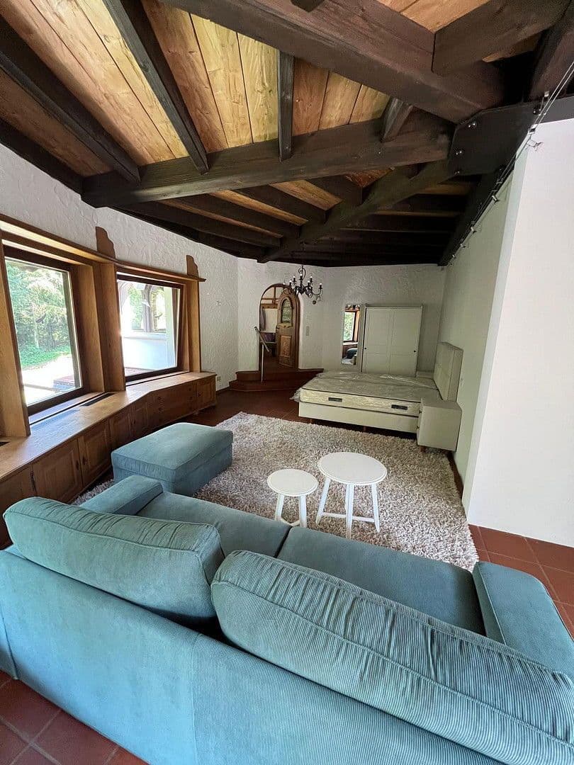 Prodej domu 540 m², pozemek 5.943 m², Waldweg 15, Kötz, Bavorsko Prodej domu 540 m², pozemek 5.943 m², Waldweg 15, Kötz, Bavorsko