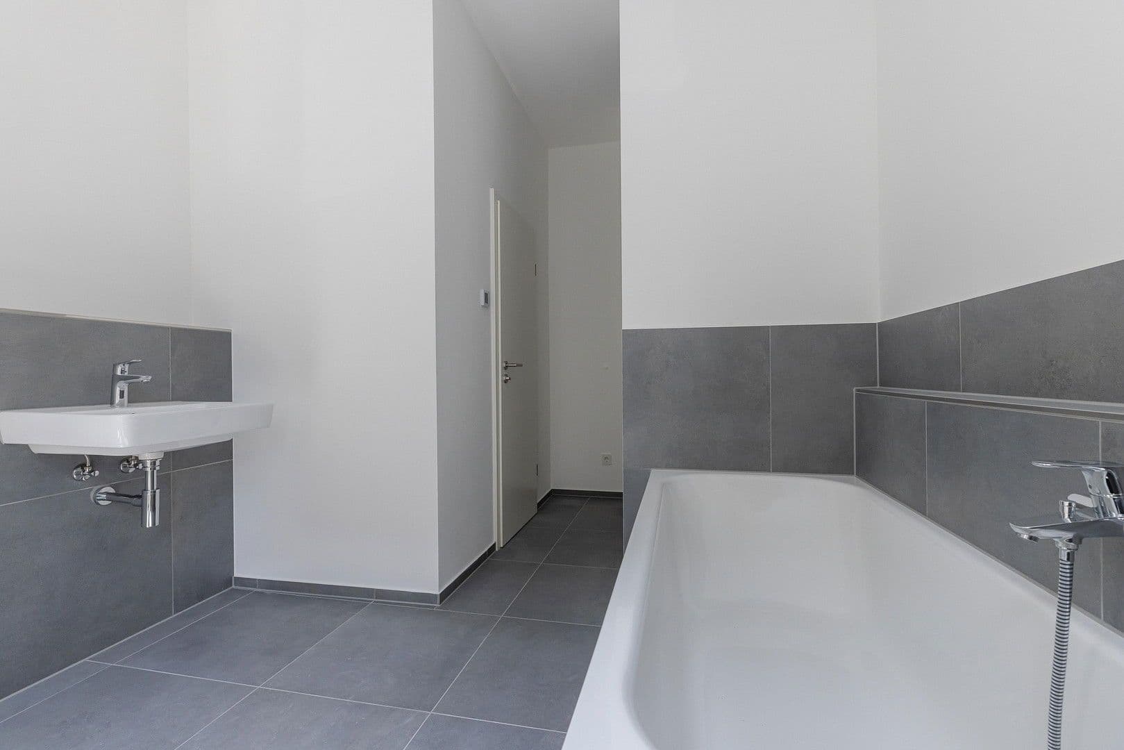 Prodej bytu 4+1 109 m², Krafftstraße 1, Offenbach, Hessen Prodej bytu 4+1 109 m², Krafftstraße 1, Offenbach, Hessen