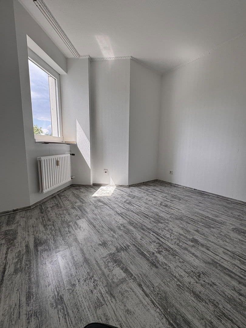Pronájem bytu 4+1 94 m², Mainz, Porýní-Falc Pronájem bytu 4+1 94 m², Mainz, Porýní-Falc