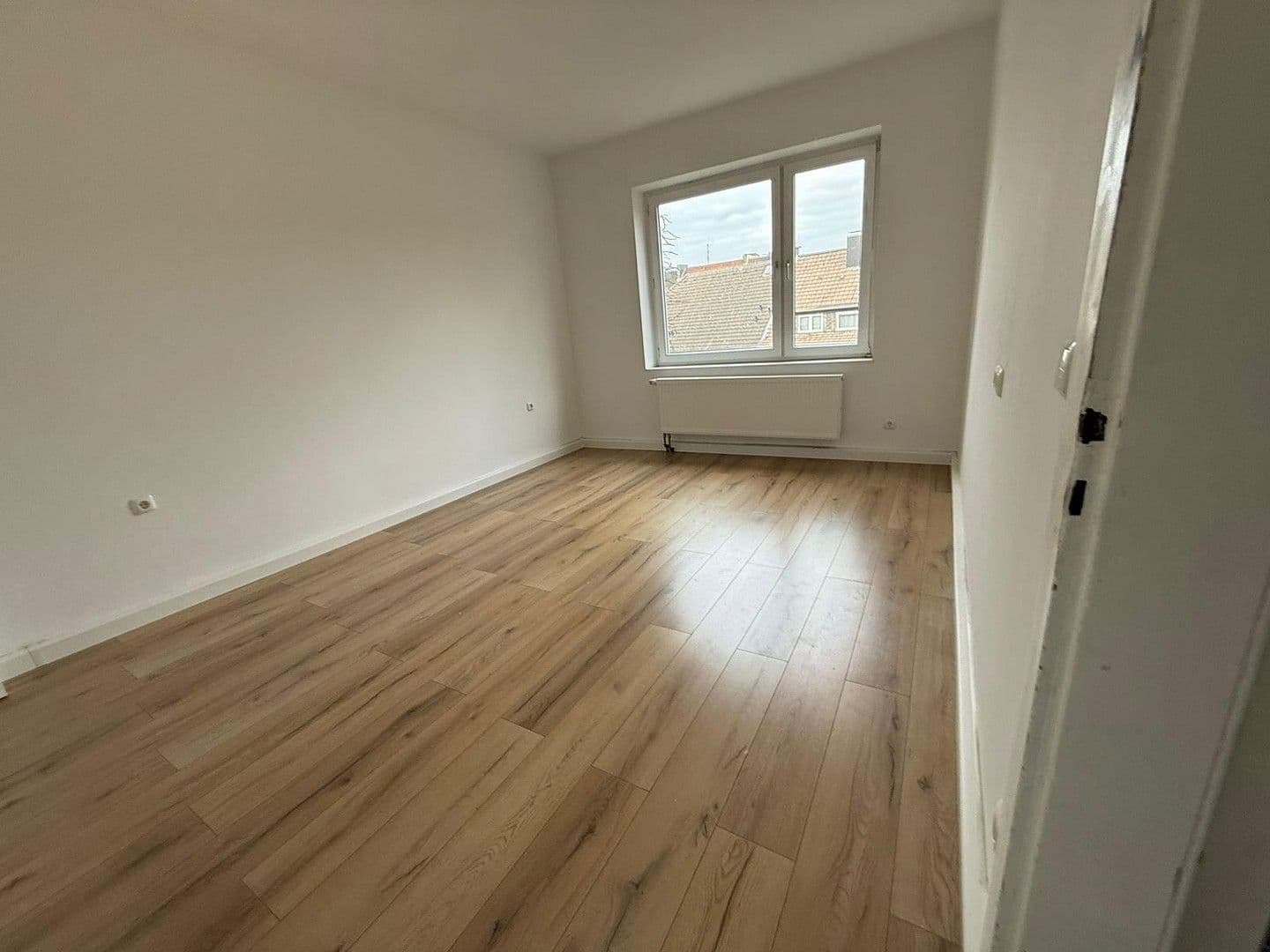 Pronájem bytu 3+1 70 m², Breslauer Straße 104, Essen, Severní Porýní-Vestfálsko Pronájem bytu 3+1 70 m², Breslauer Straße 104, Essen, Severní Porýní-Vestfálsko