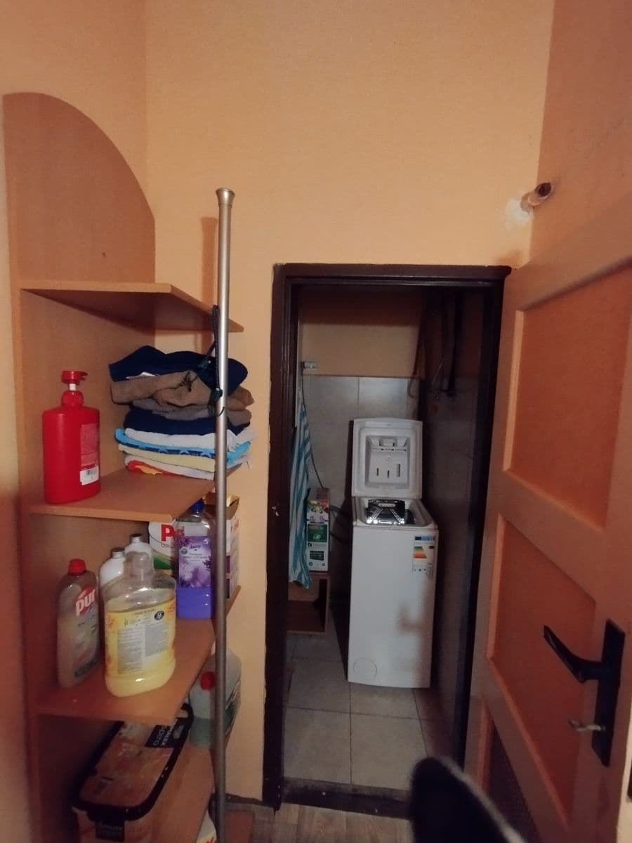 Pronájem bytu 1+kk 24 m², Malátova, Kladno, Středočeský kraj Pronájem bytu 1+kk 24 m², Malátova, Kladno, Středočeský kraj