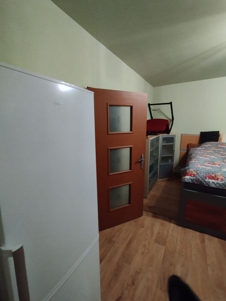 Pronájem bytu 1+kk 24 m², Malátova, Kladno, Středočeský kraj Pronájem bytu 1+kk 24 m², Malátova, Kladno, Středočeský kraj