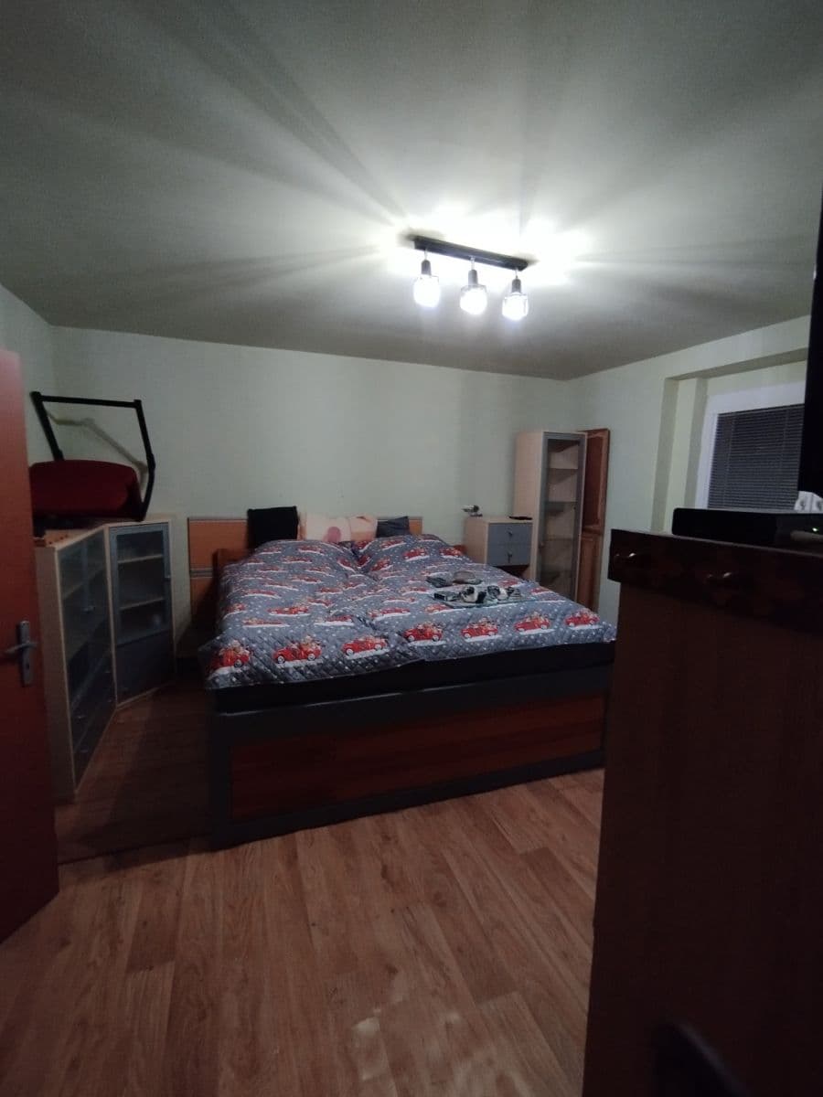 Pronájem bytu 1+kk 24 m², Malátova, Kladno, Středočeský kraj Pronájem bytu 1+kk 24 m², Malátova, Kladno, Středočeský kraj