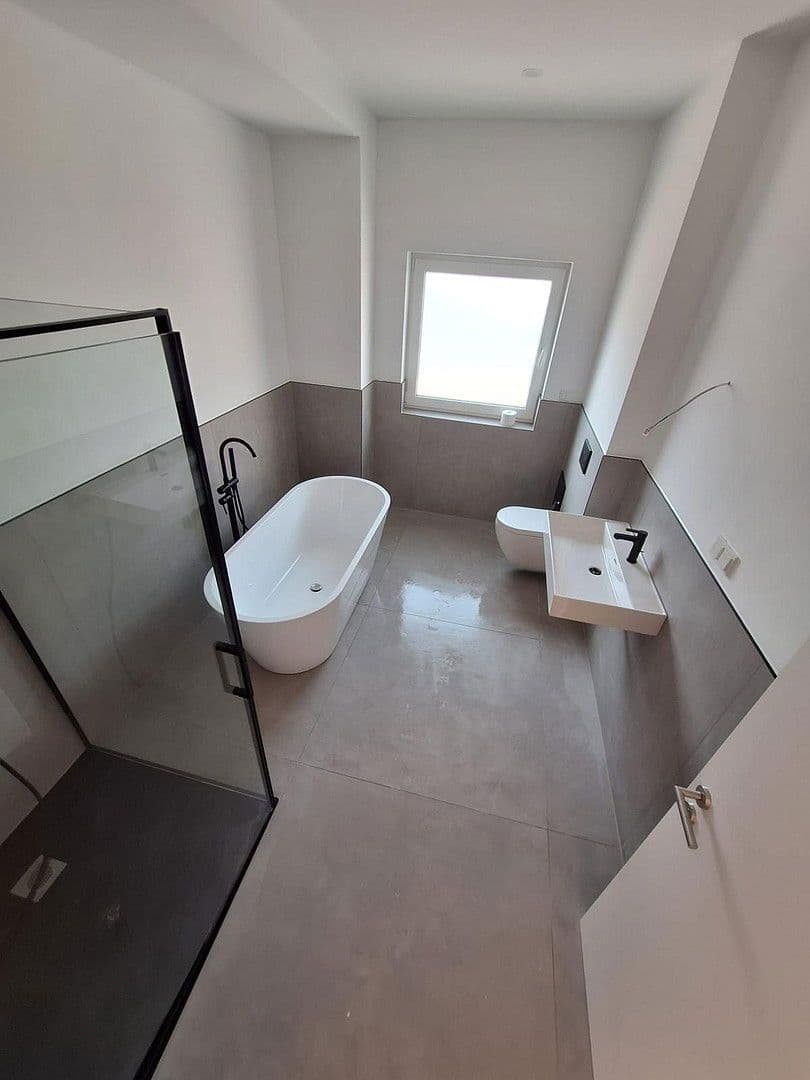 Pronájem bytu 4+1 115 m², Bad Lauterberg im Harz, Dolní Sasko Pronájem bytu 4+1 115 m², Bad Lauterberg im Harz, Dolní Sasko