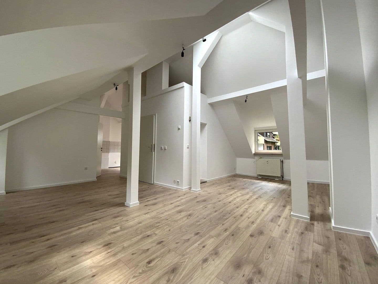 Pronájem bytu 1+kk 53 m², Gracht 0, Mülheim an der Ruhr, Severní Porýní-Vestfálsko Pronájem bytu 1+kk 53 m², Gracht 0, Mülheim an der Ruhr, Severní Porýní-Vestfálsko