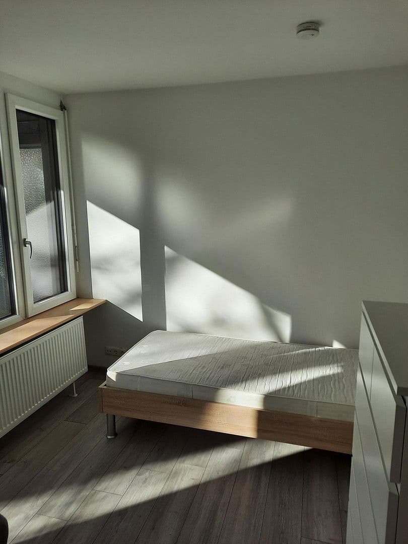 Pronájem bytu 1+1 22 m², Augburg, Bavorsko Pronájem bytu 1+1 22 m², Augburg, Bavorsko