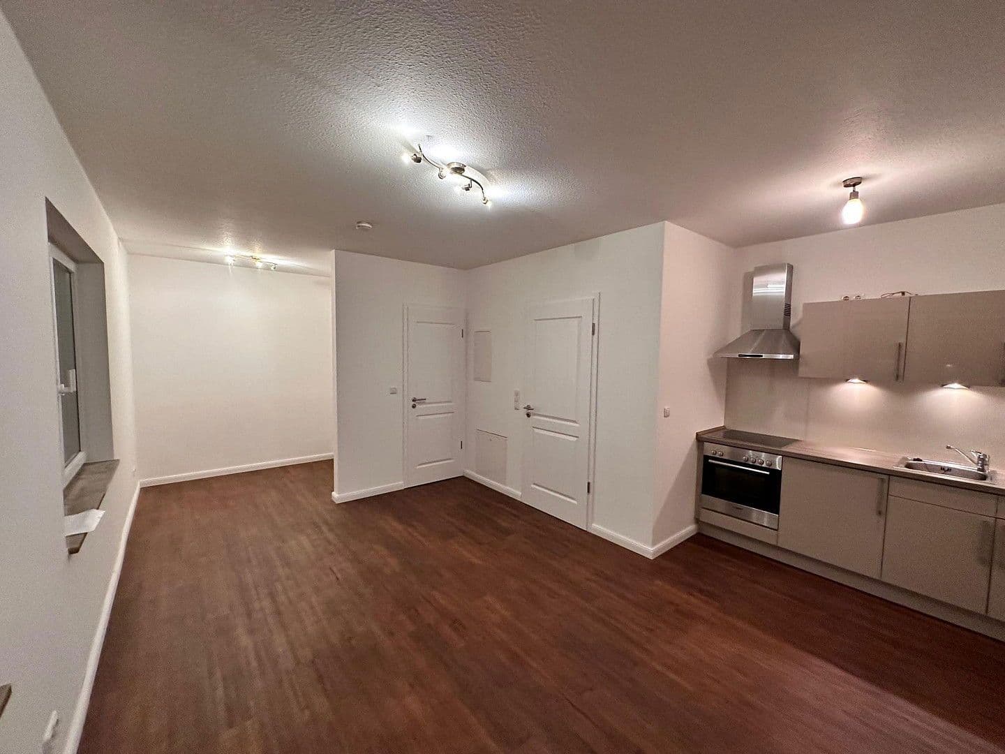 Pronájem bytu 1+1 30 m², Rosengarten, Dolní Sasko Pronájem bytu 1+1 30 m², Rosengarten, Dolní Sasko