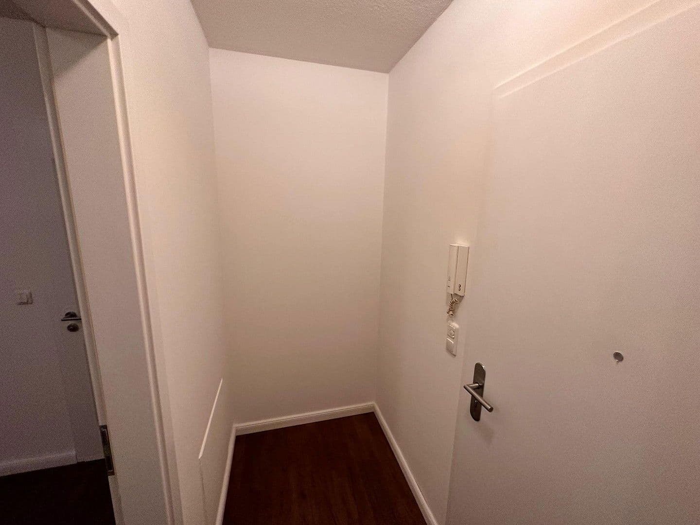 Pronájem bytu 1+1 30 m², Rosengarten, Dolní Sasko Pronájem bytu 1+1 30 m², Rosengarten, Dolní Sasko