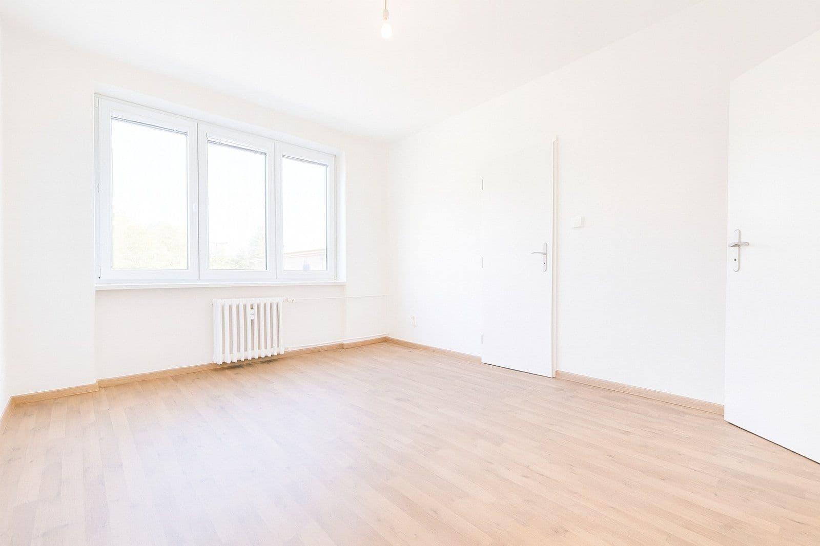 Pronájem bytu 2+1 52 m², Dlouhá třída, Havířov, Moravskoslezský kraj Pronájem bytu 2+1 52 m², Dlouhá třída, Havířov, Moravskoslezský kraj