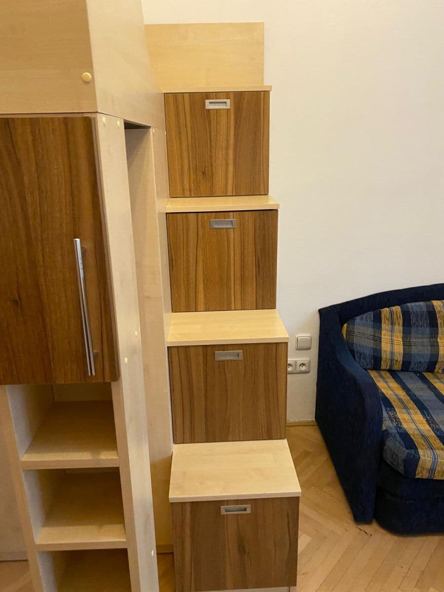 Pronájem bytu 1+kk 27 m², Plojharova, Praha, Praha Pronájem bytu 1+kk 27 m², Plojharova, Praha, Praha