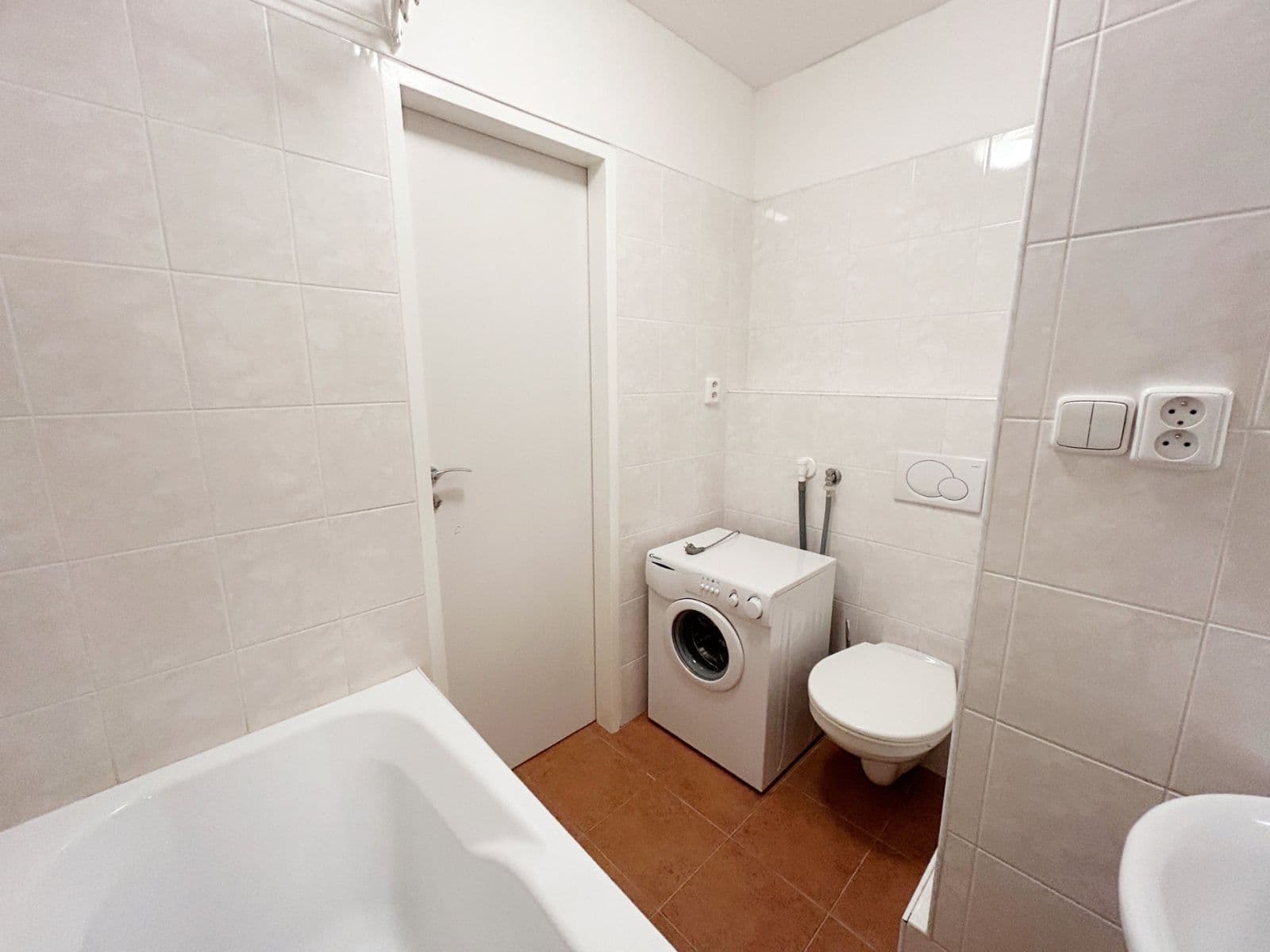 Pronájem bytu 2+kk 44 m², Kettnerova, Praha, Praha Pronájem bytu 2+kk 44 m², Kettnerova, Praha, Praha