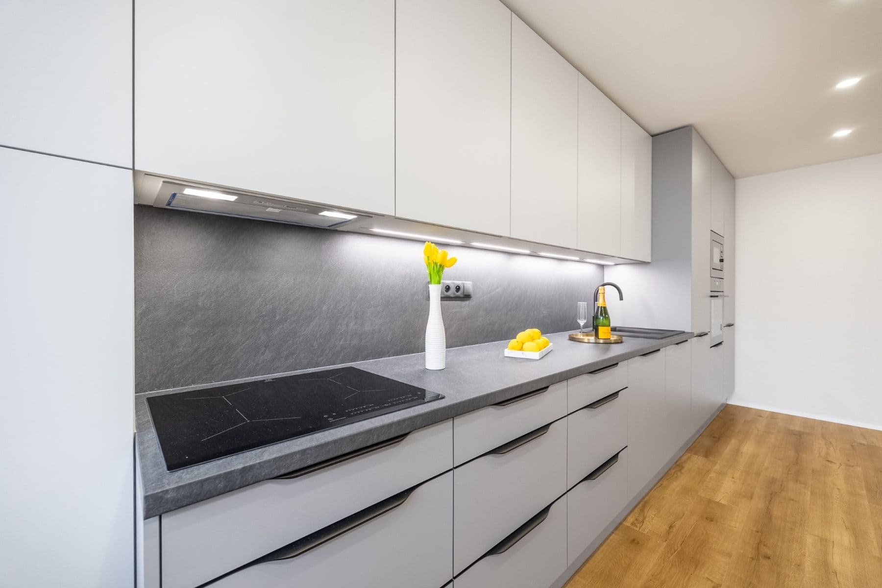Prodej bytu 3+kk 80 m², Hrudičkova, Praha, Praha Prodej bytu 3+kk 80 m², Hrudičkova, Praha, Praha