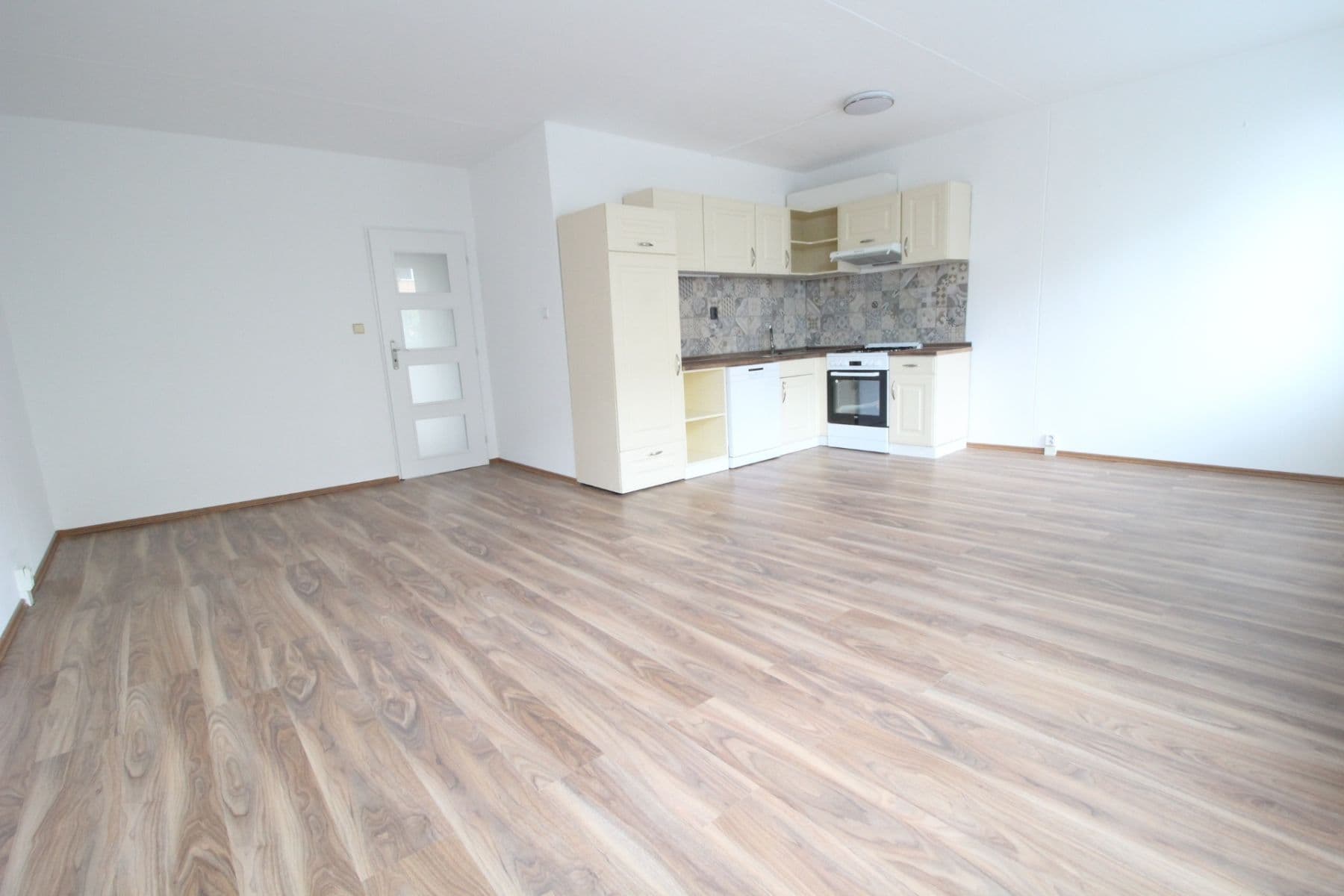 Pronájem bytu 3+kk 71 m², Pujmanové, Praha, Praha Pronájem bytu 3+kk 71 m², Pujmanové, Praha, Praha