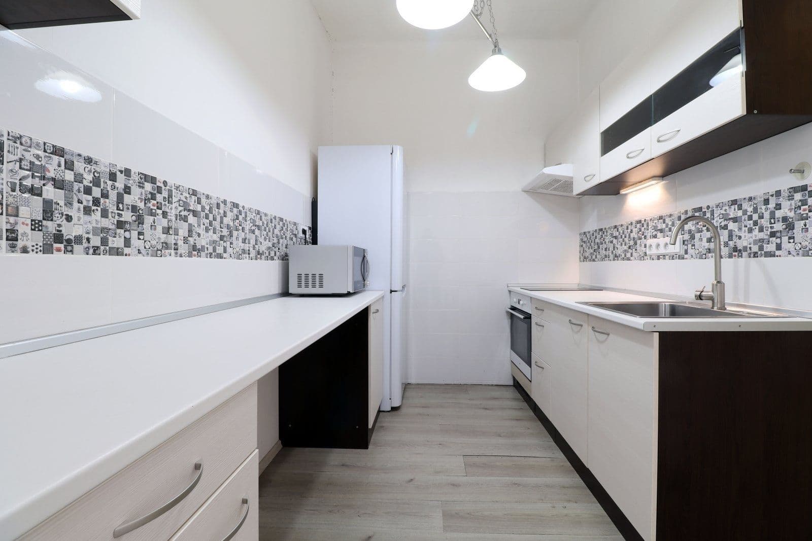 Pronájem bytu 2+kk 47 m², 5. května, Praha, Praha Pronájem bytu 2+kk 47 m², 5. května, Praha, Praha