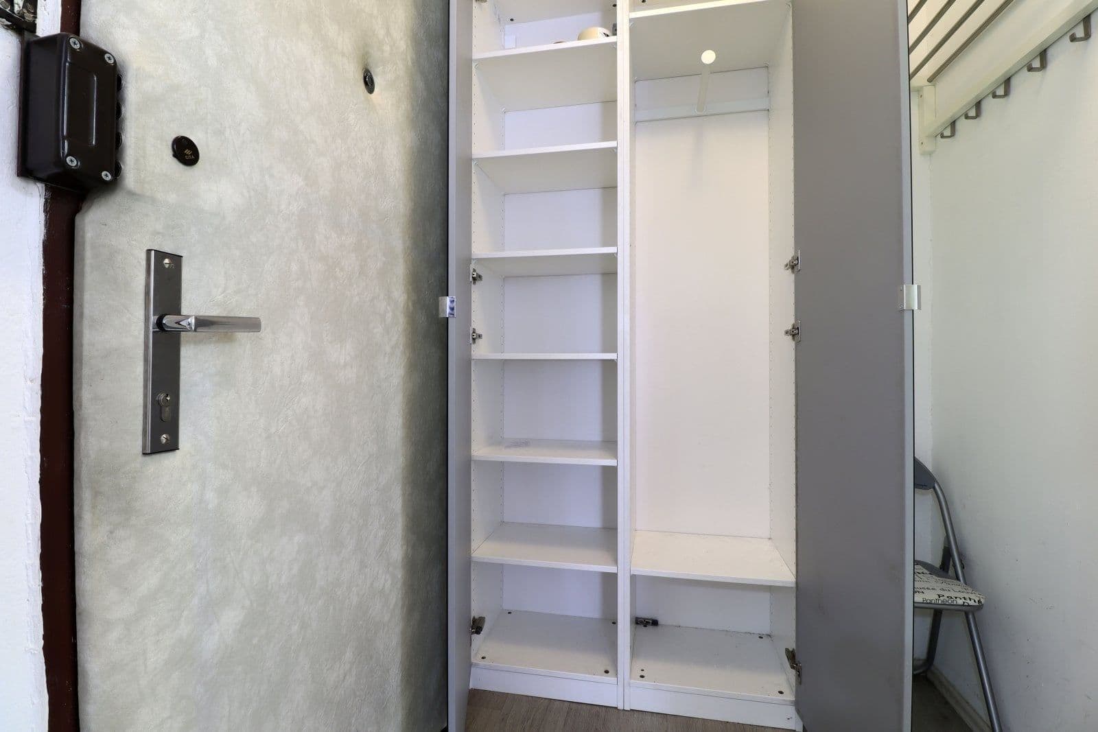 Pronájem bytu 2+kk 47 m², 5. května, Praha, Praha Pronájem bytu 2+kk 47 m², 5. května, Praha, Praha